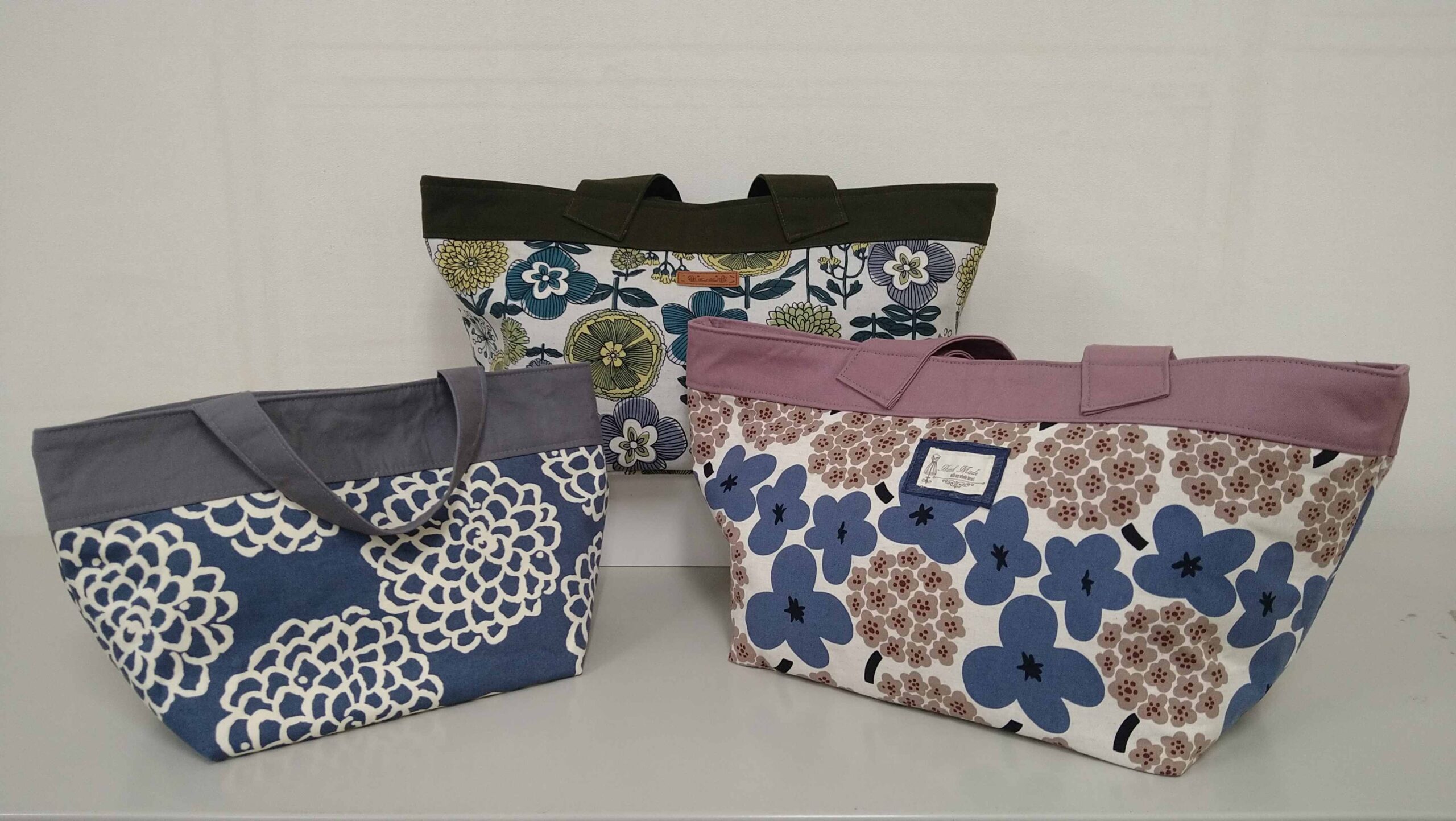 ハンドメイドのポーチ