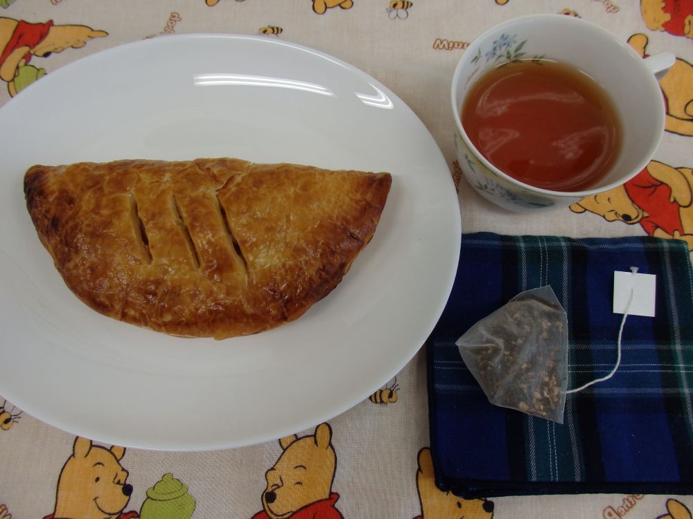 紅茶とアップルパイ