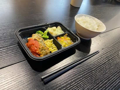 昼食